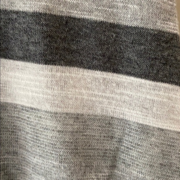 Rue 21 tank top - Picture 2 of 3